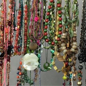 Jewelry Lot - Over 25 necklaces, 4.3 lbs